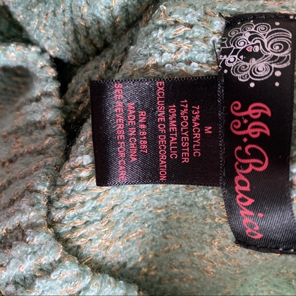 J.J. Basics cute sweater gold details and a bow - Picture 5 of 6